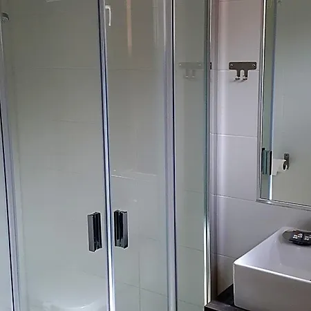 Guest house Nevandi